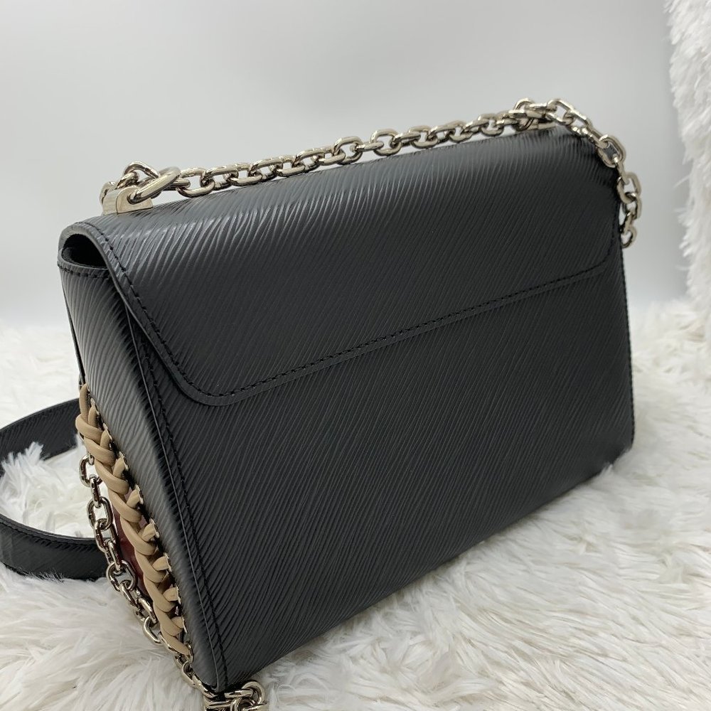 ❌SOLD❌Louis Vuitton Epi Braided Twist MM bag - Picture 4 of 16